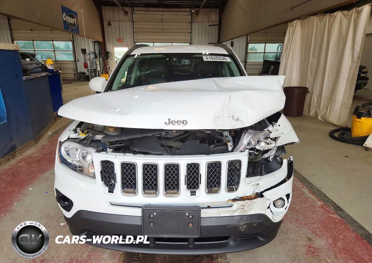 2017 Jeep Compass Latitude VIN:1C4NJDEB0HD111835 - 5