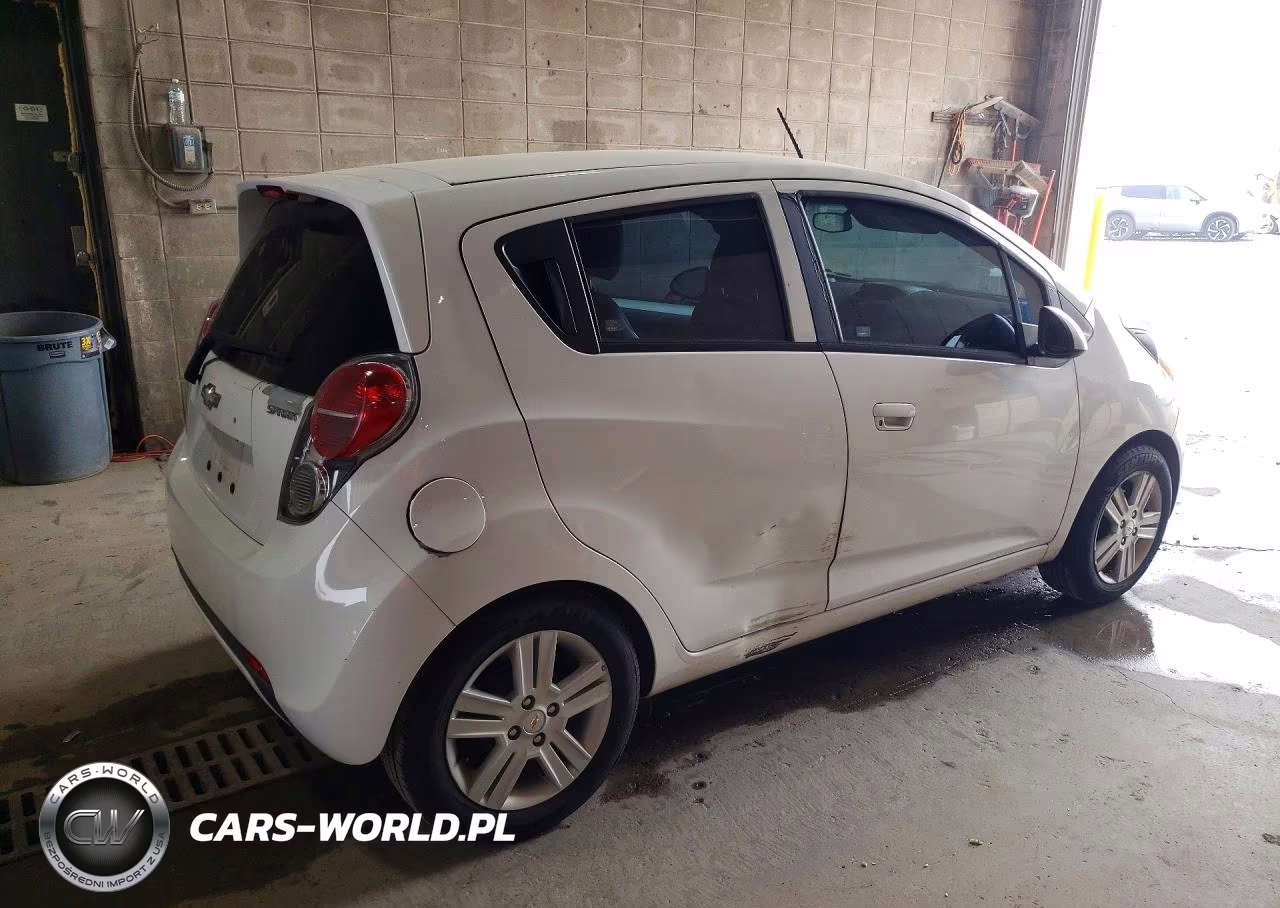 2015 Chevrolet Spark Ls VIN:KL8CB6S96FC737953 - 3