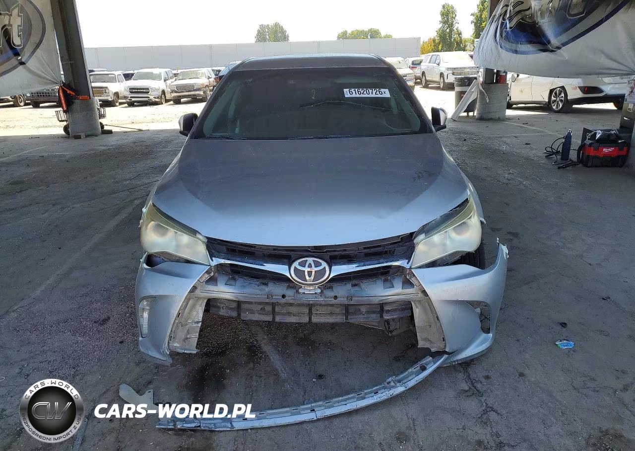 2016 Toyota Camry Le VIN:4T1BF1FKXGU570866 - 5