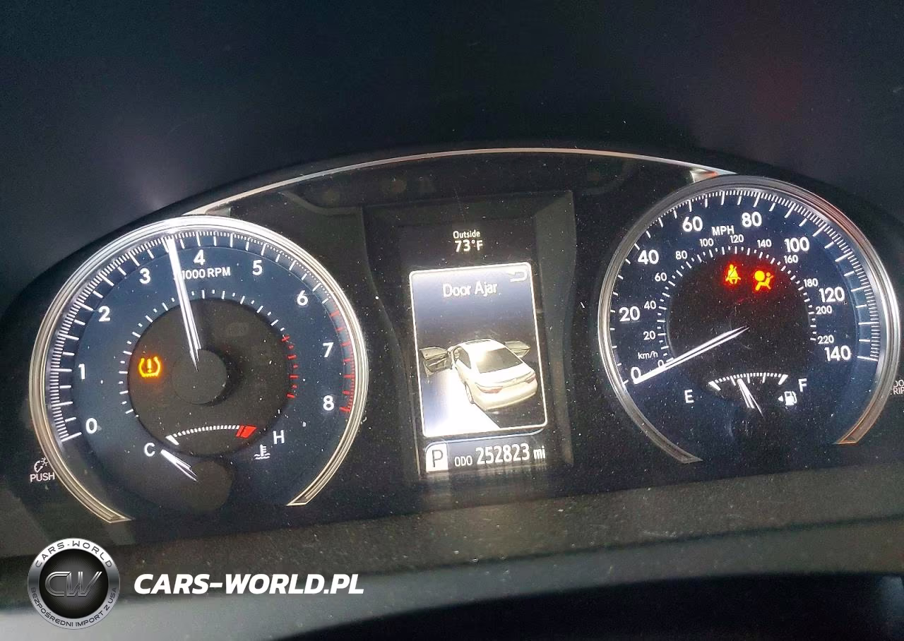 2016 Toyota Camry Le VIN:4T1BF1FKXGU570866 - 9