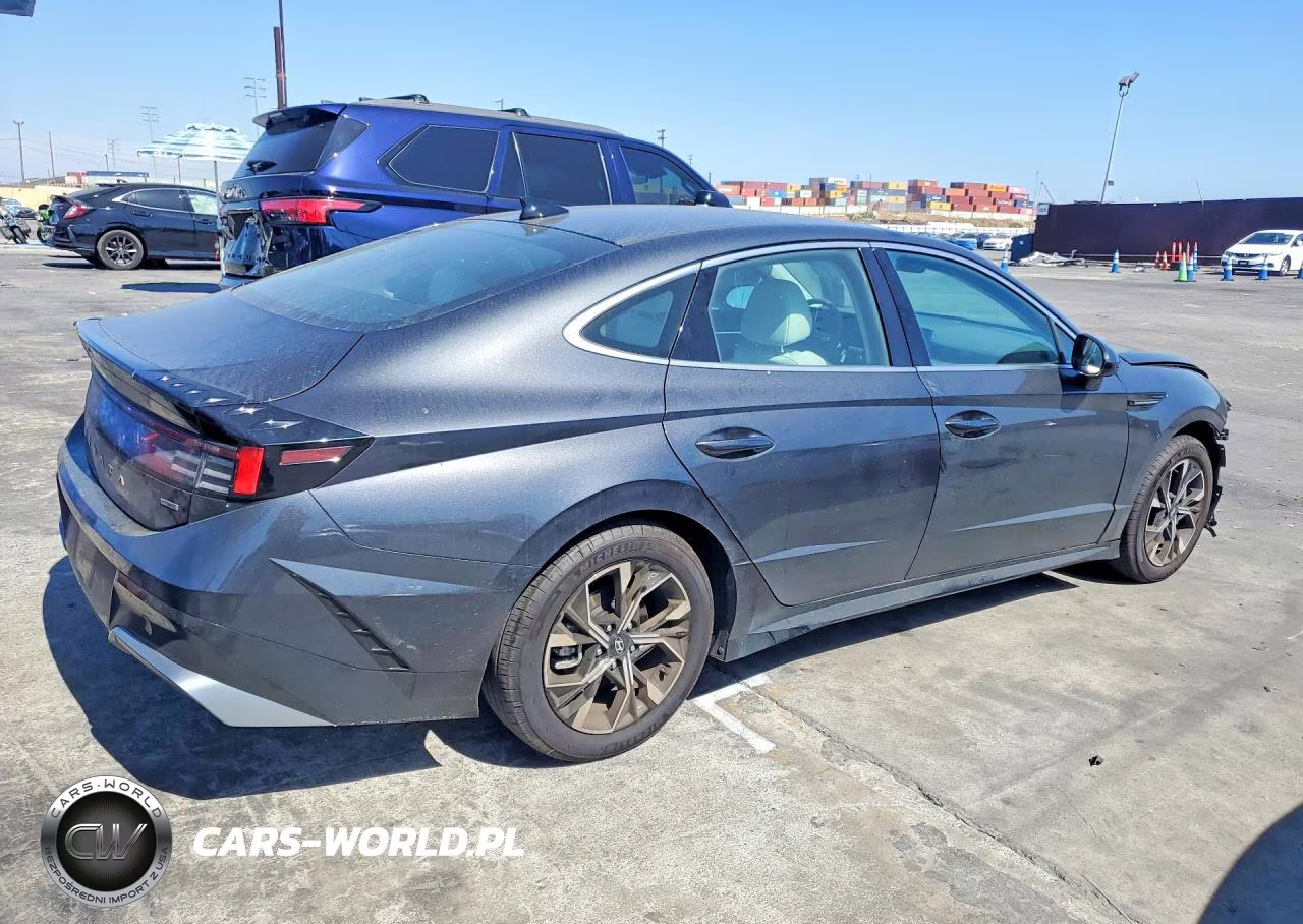 2024 Hyundai Sonata Sel VIN:KMHL64JA8RA421686 - 3