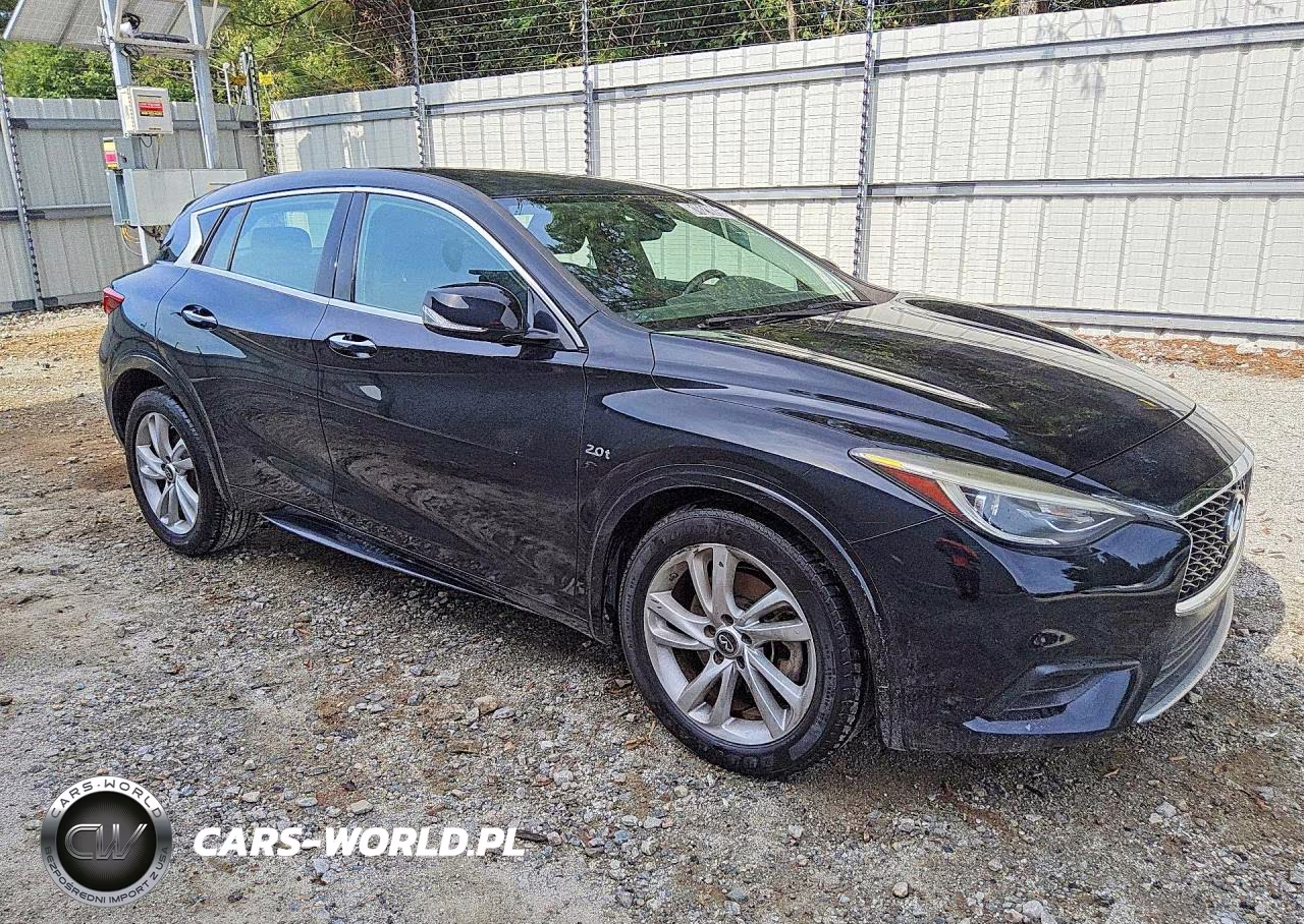 2018 Infiniti Qx30 Luxury VIN:SJKCH5CP9JA056989 - 4