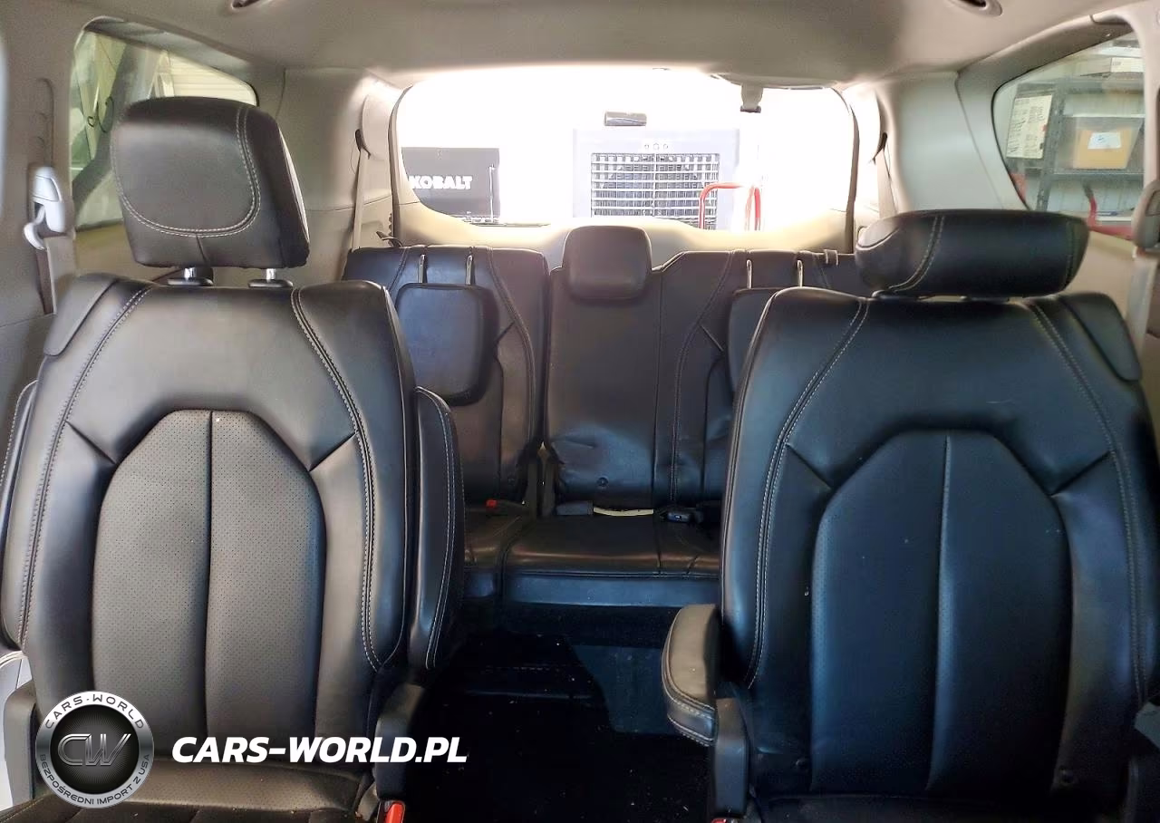 2020 Chrysler Voyager Lxi VIN:2C4RC1DG3LR147046 - 10