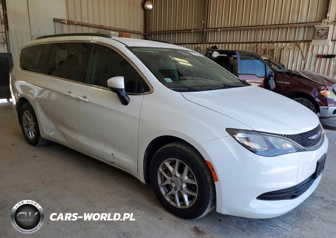 2020 Chrysler Voyager Lxi VIN:2C4RC1DG3LR147046 - 4