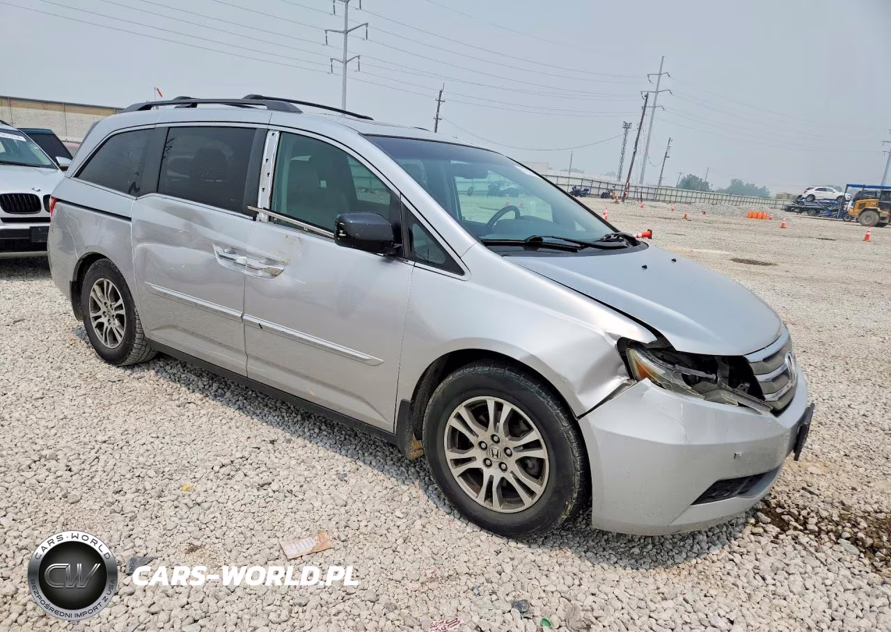 2011 Honda Odyssey Exl VIN:5FNRL5H69BB085591 - 4