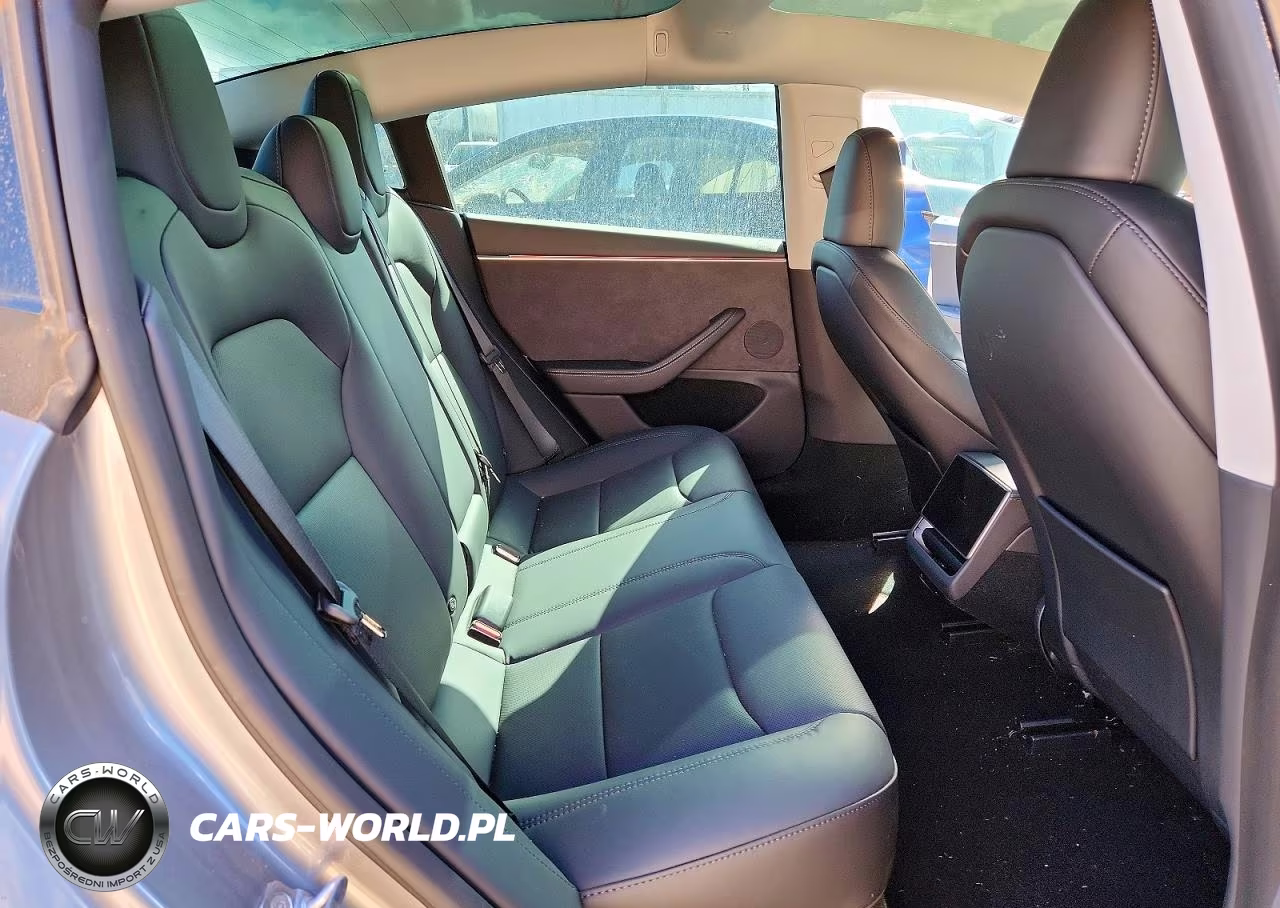 2025 Tesla Model 3 VIN:5YJ3E1EB0SF996757 - 11