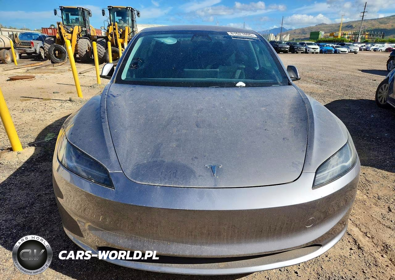 2025 Tesla Model 3 VIN:5YJ3E1EB0SF996757 - 5