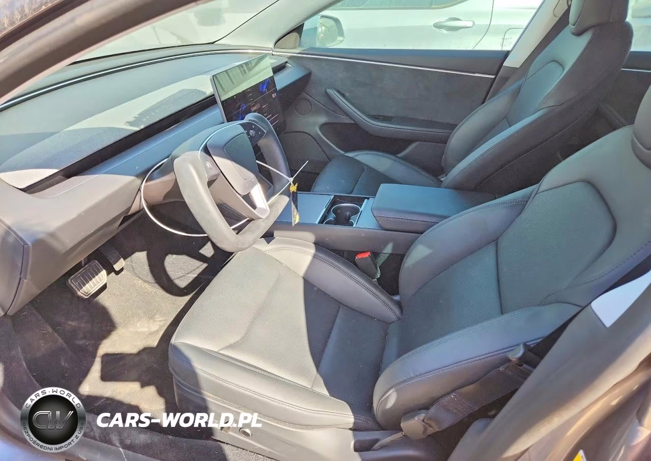 2025 Tesla Model 3 VIN:5YJ3E1EB0SF996757 - 7