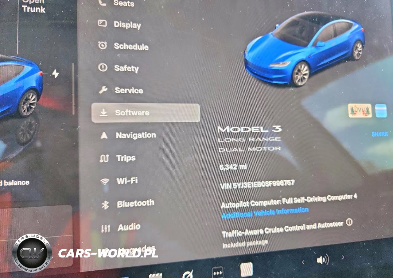 2025 Tesla Model 3 VIN:5YJ3E1EB0SF996757 - 9
