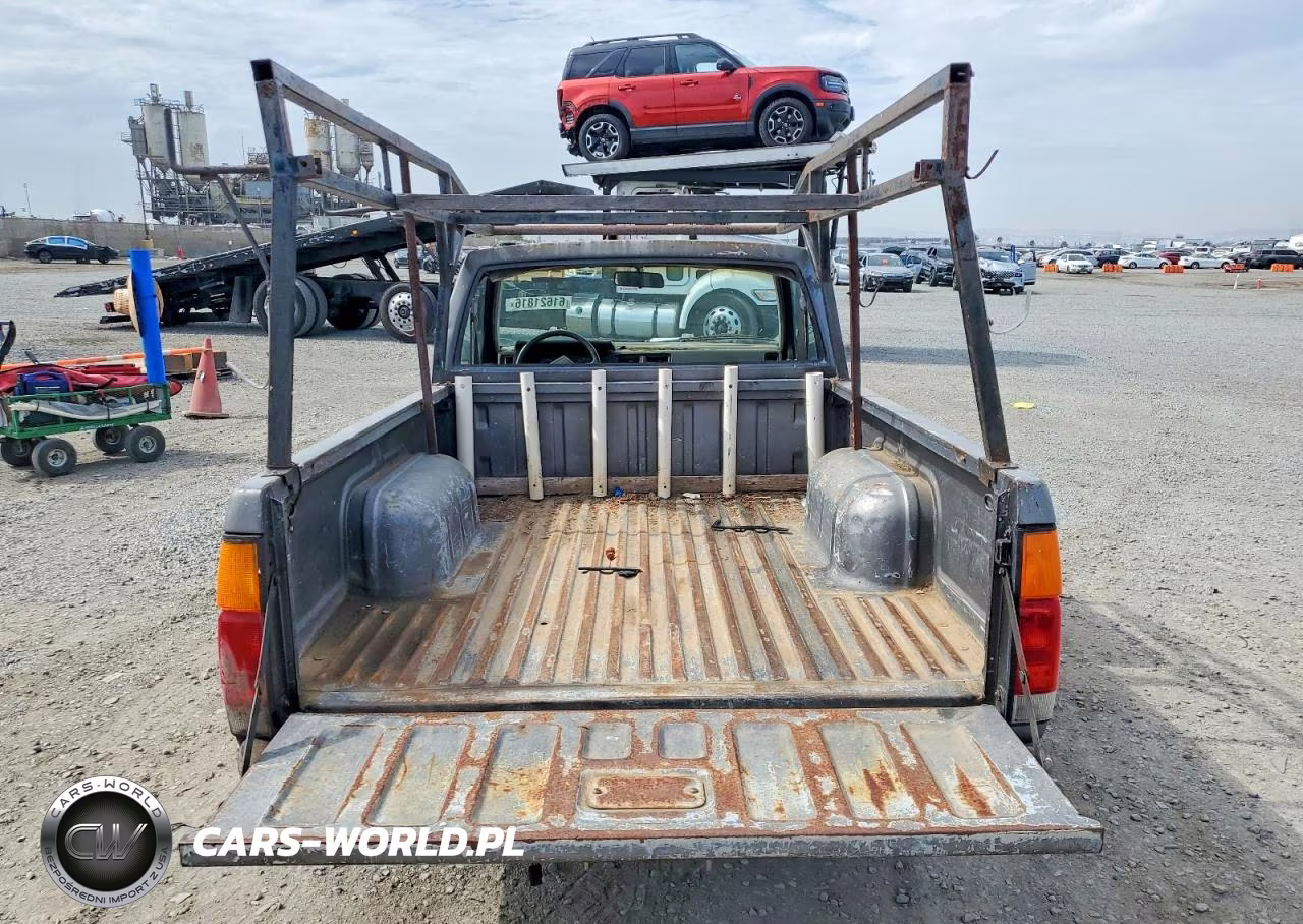 1992 Nissan Truck Short Wheelbase VIN:1N6SD11S3NC356819 - 10