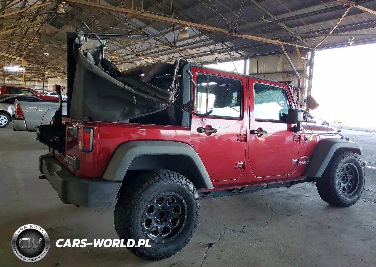 2011 Jeep Wrangler Unlimited Sport VIN:1J4BA3H10BL541520 - 3