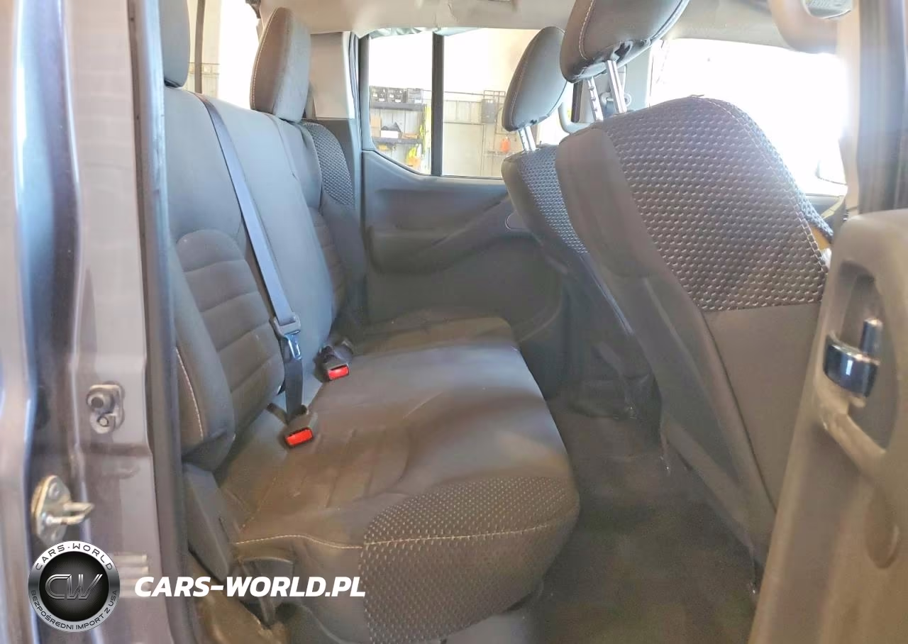 2018 Nissan Frontier Pro-4X VIN:1N6AD0EV2JN717935 - 10
