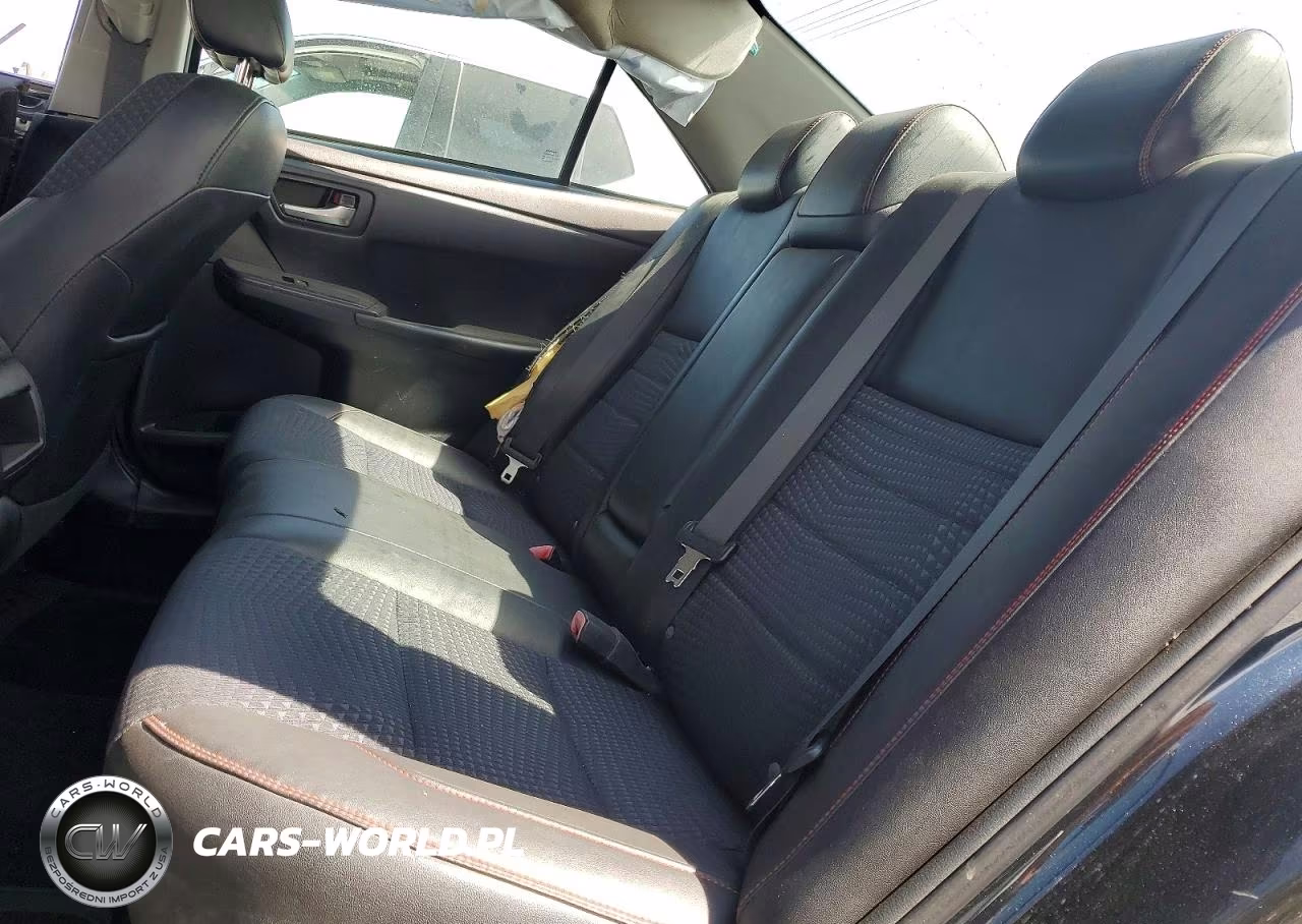 2015 Toyota Camry Le VIN:4T1BF1FK2FU956180 - 10