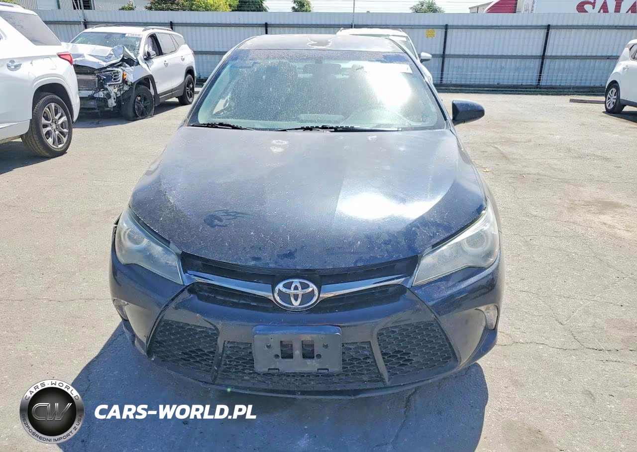 2015 Toyota Camry Le VIN:4T1BF1FK2FU956180 - 5