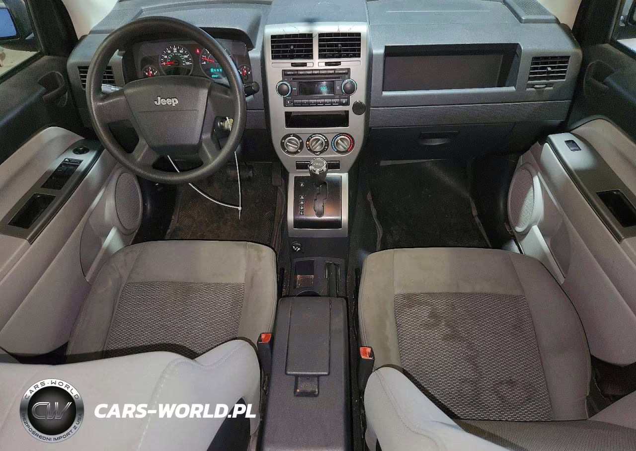 2007 Jeep Compass VIN:1J8FT47W97D200275 - 8