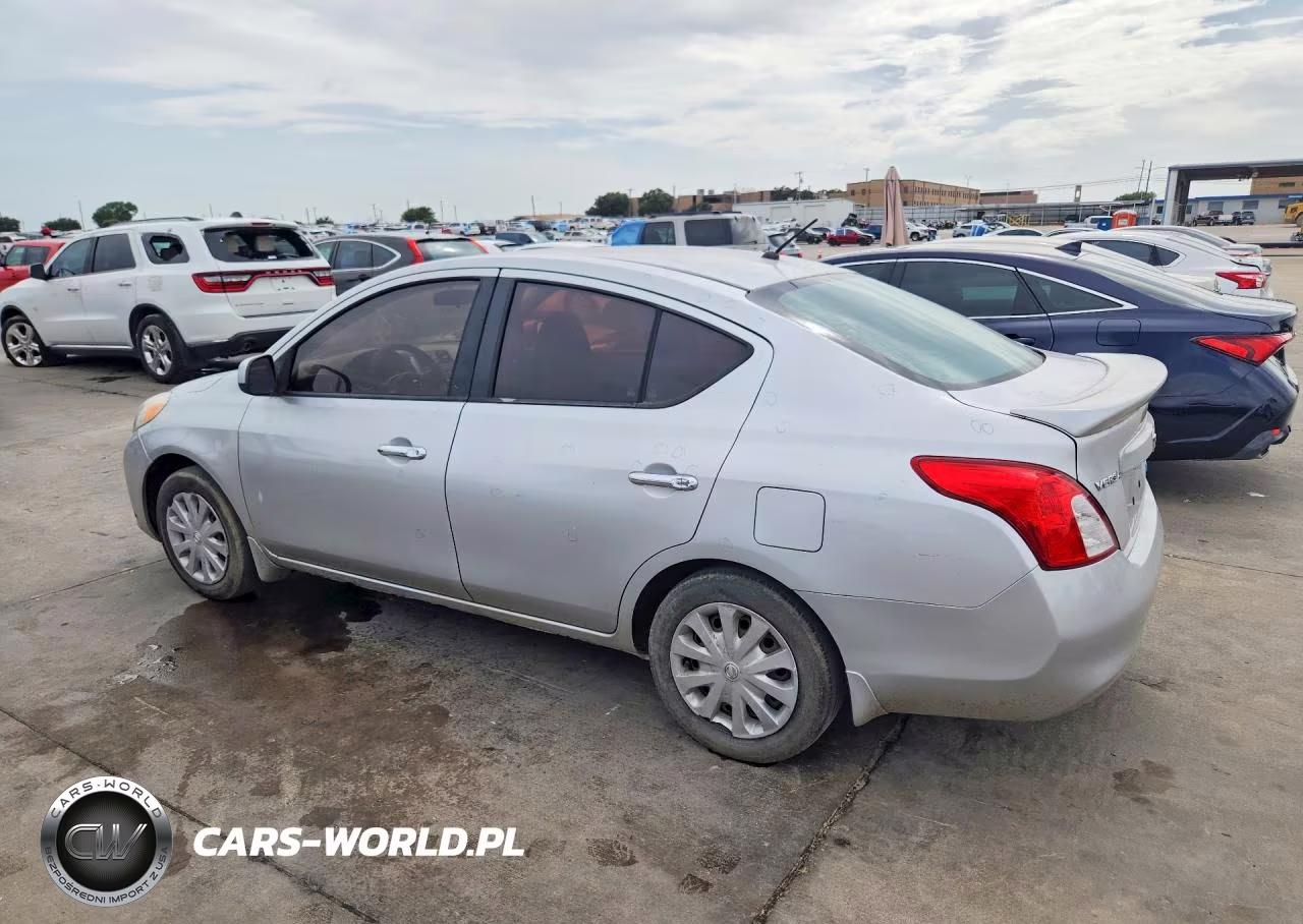 2014 Nissan Versa S VIN:3N1CN7AP3EL835770 - 2