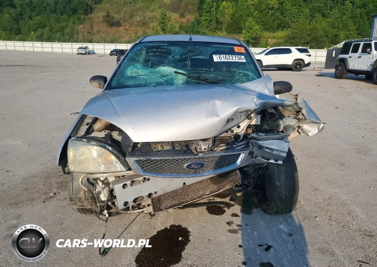 2007 Ford Focus Zx4 VIN:1FAHP34N97W354943 - 5