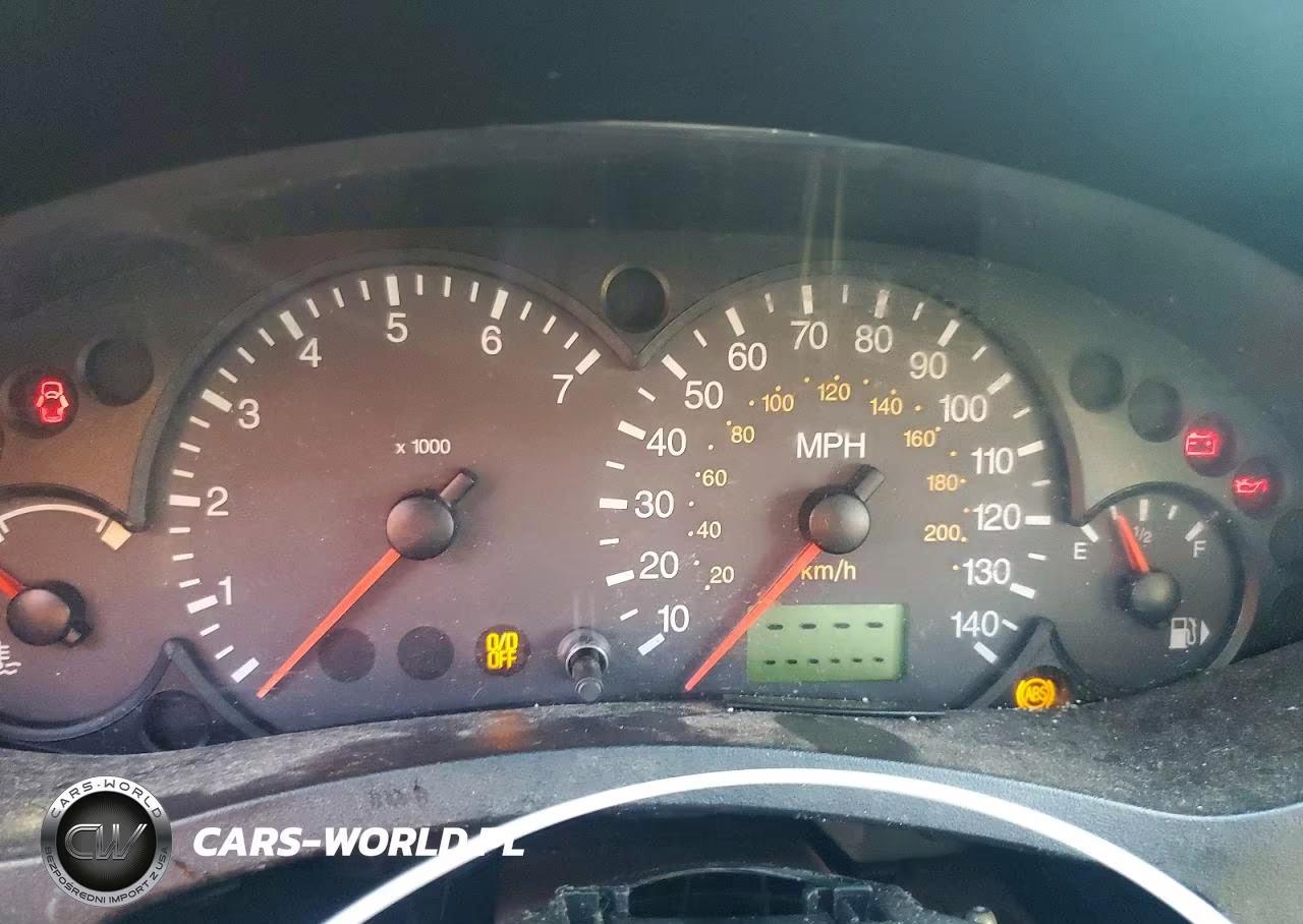 2007 Ford Focus Zx4 VIN:1FAHP34N97W354943 - 9