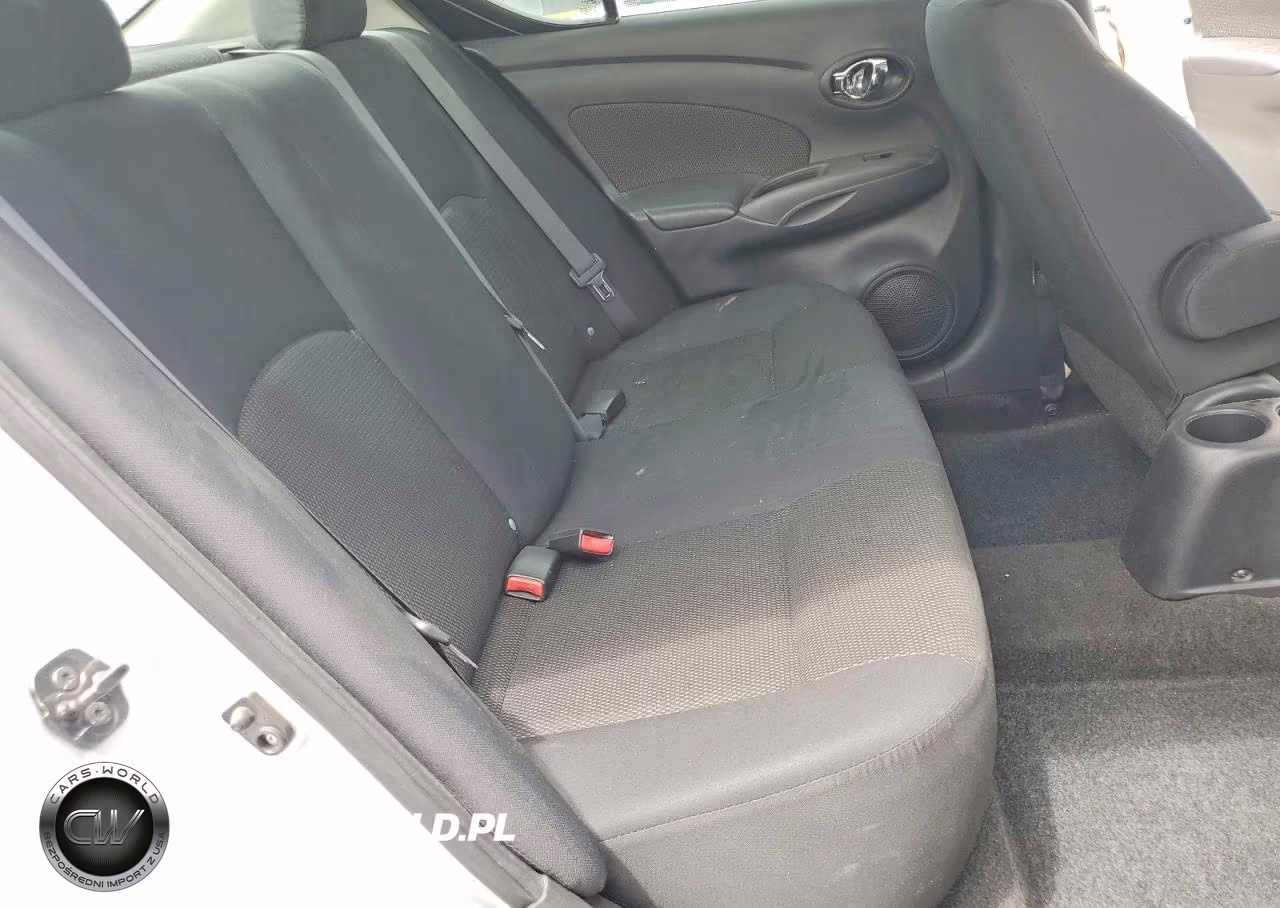 2013 Nissan Versa 1.6 S VIN:3N1CN7AP1DL841016 - 10