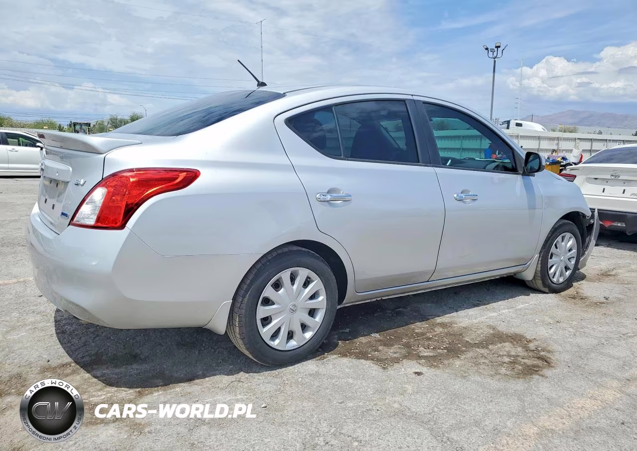 2013 Nissan Versa 1.6 S VIN:3N1CN7AP1DL841016 - 3