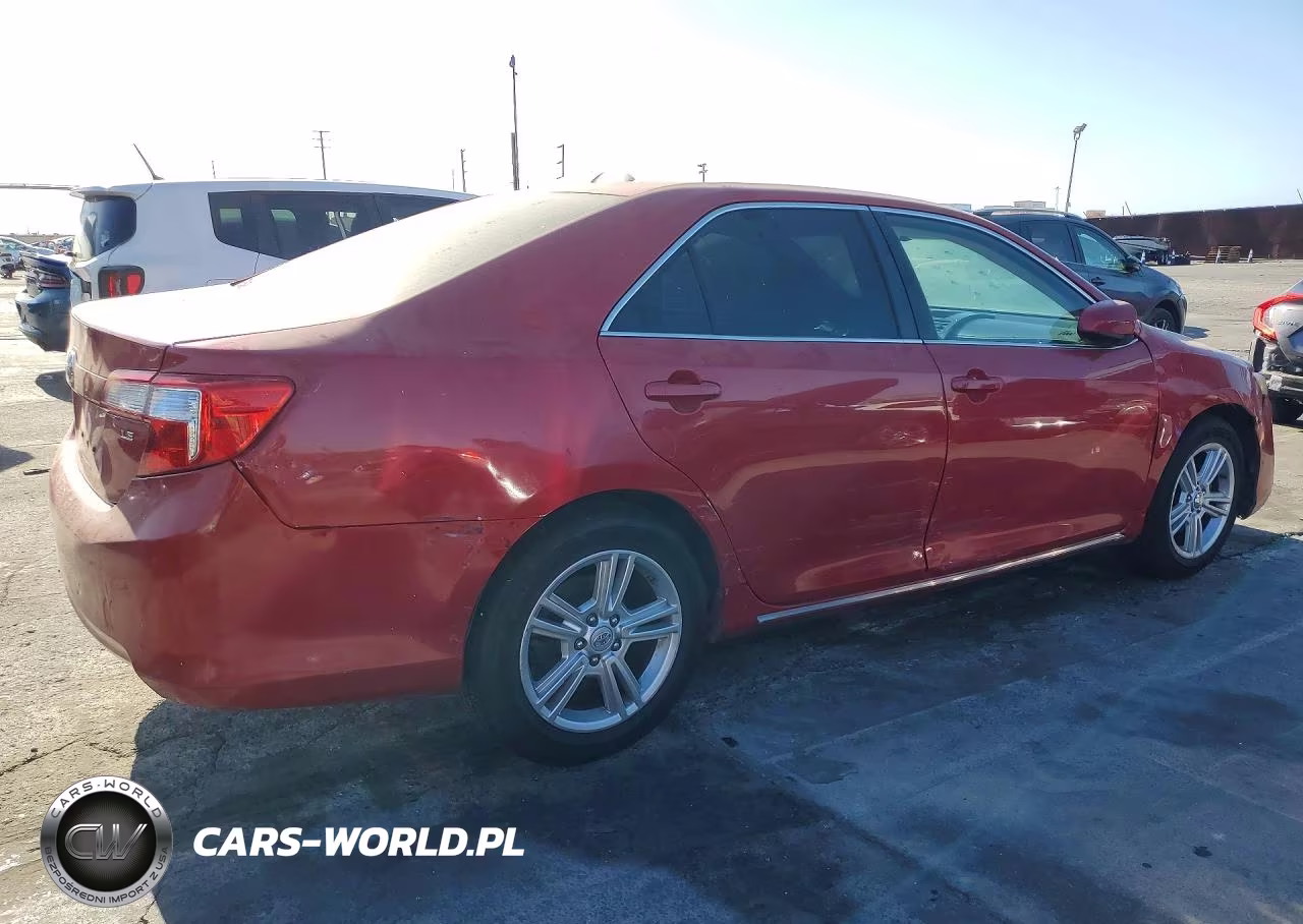 2014 Toyota Camry Le VIN:4T4BF1FK5ER368360 - 3