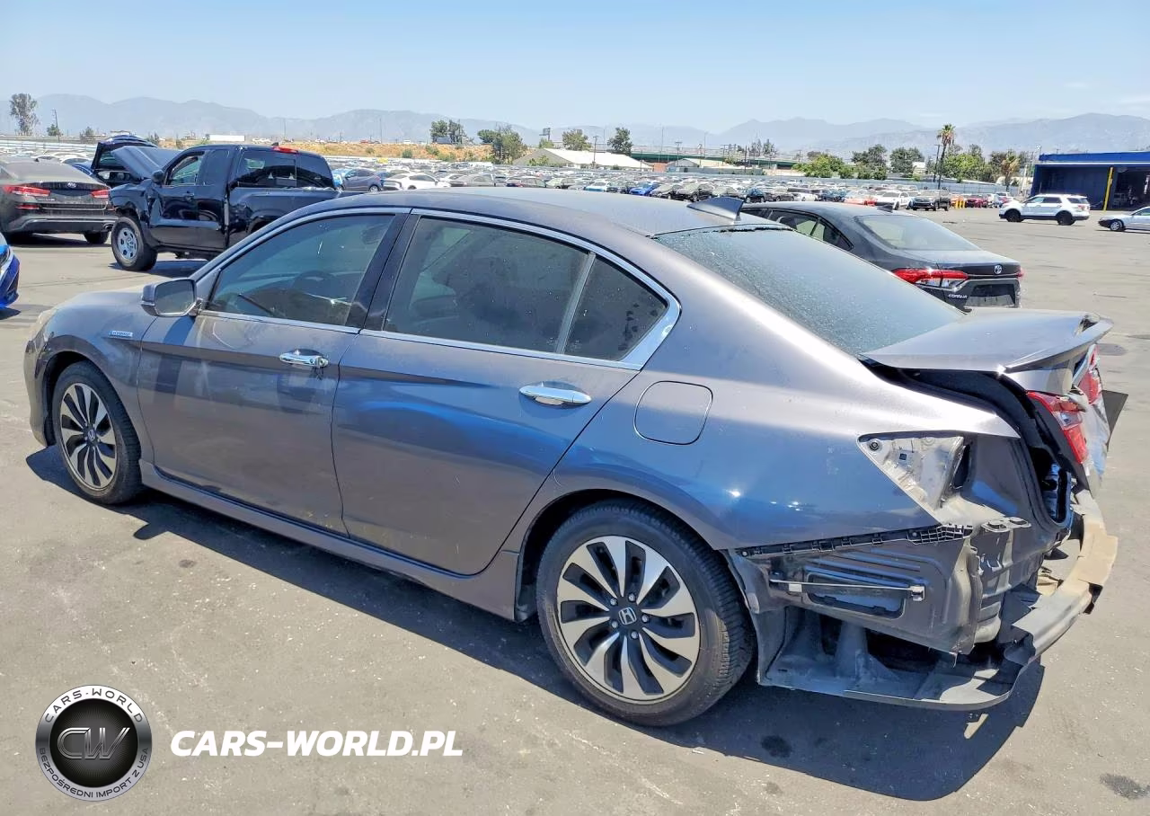 2017 Honda Accord Touring Hybrid VIN:JHMCR6F74HC002711 - 2