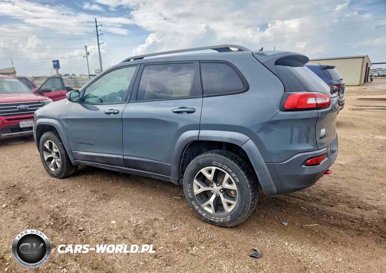 2015 Jeep Cherokee Trailhawk VIN:1C4PJMBSXFW641955 - 2