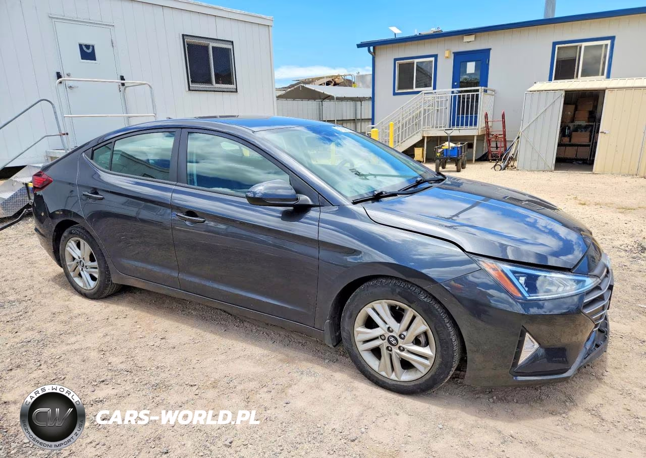 2020 Hyundai Elantra Sel VIN:5NPD84LF0LH598308 - 4