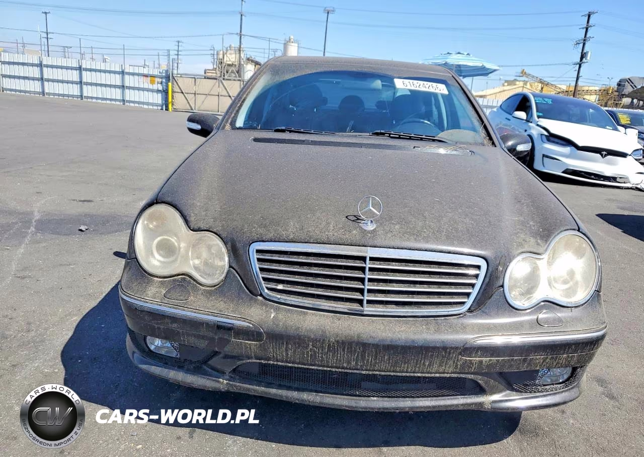 2004 Mercedes-Benz C 230K Sport Sedan VIN:WDBRF40J34A556016 - 5