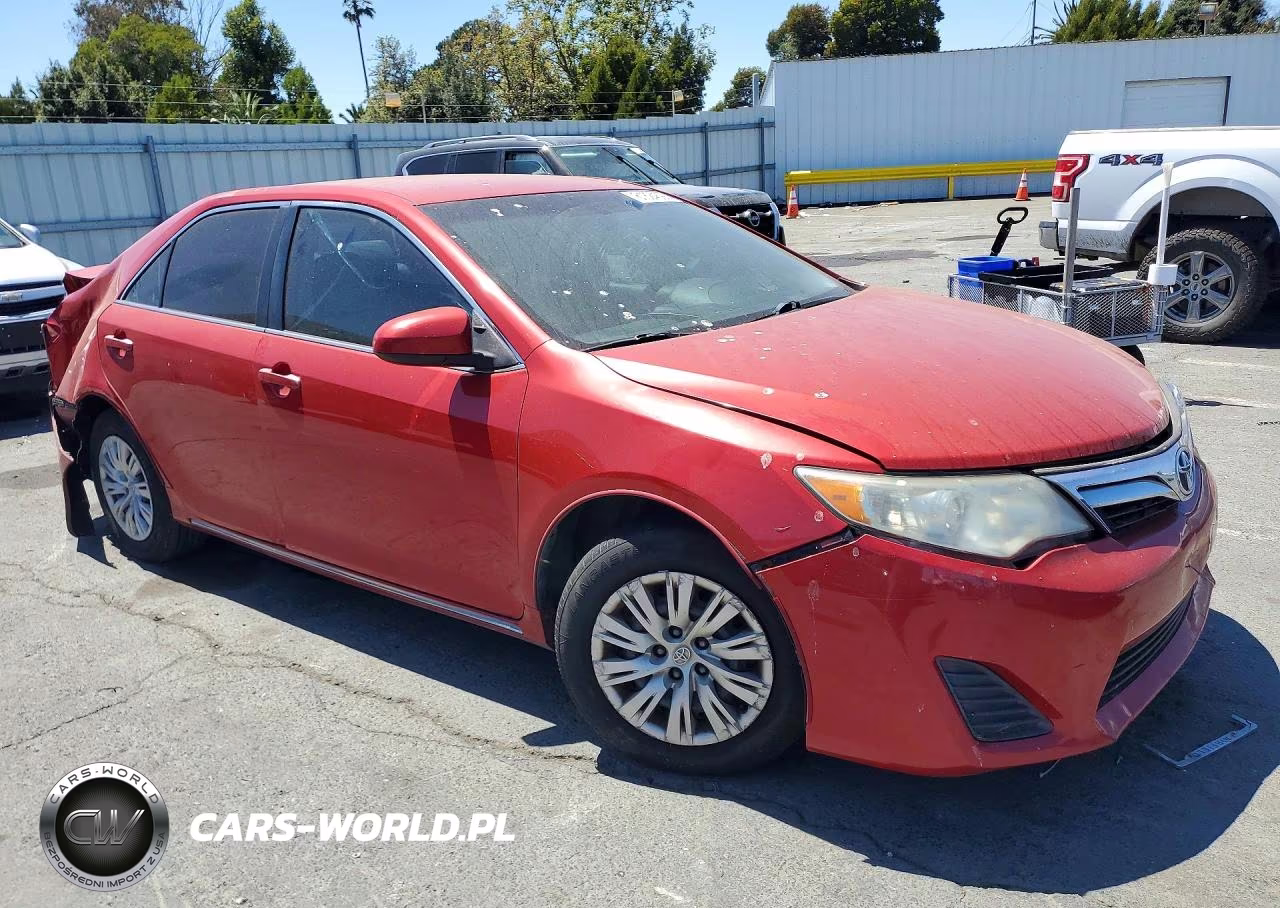 2013 Toyota Camry Le VIN:4T4BF1FK6DR333857 - 4