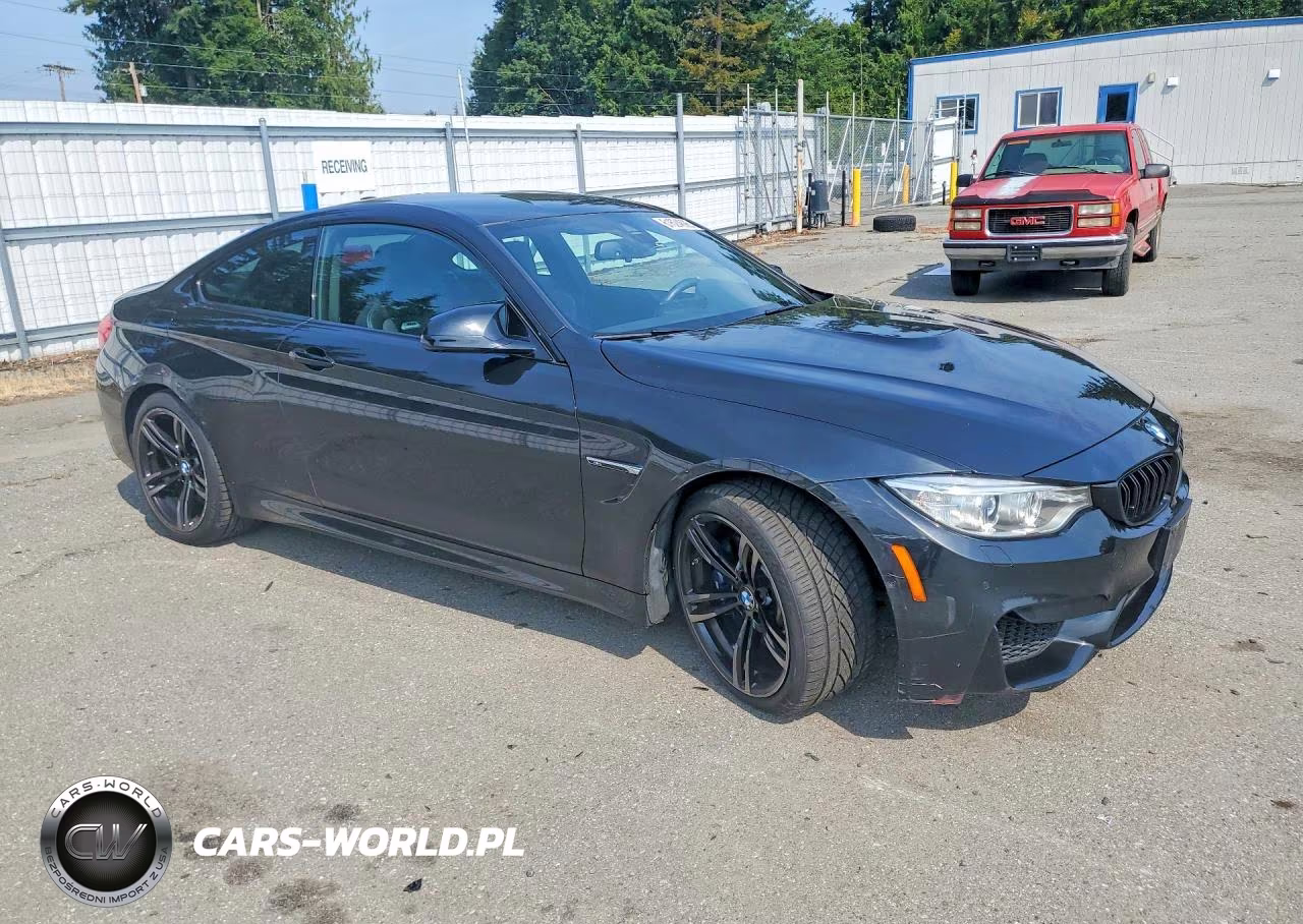 2016 BMW M4 VIN:WBS3R9C59GK337157 - 4