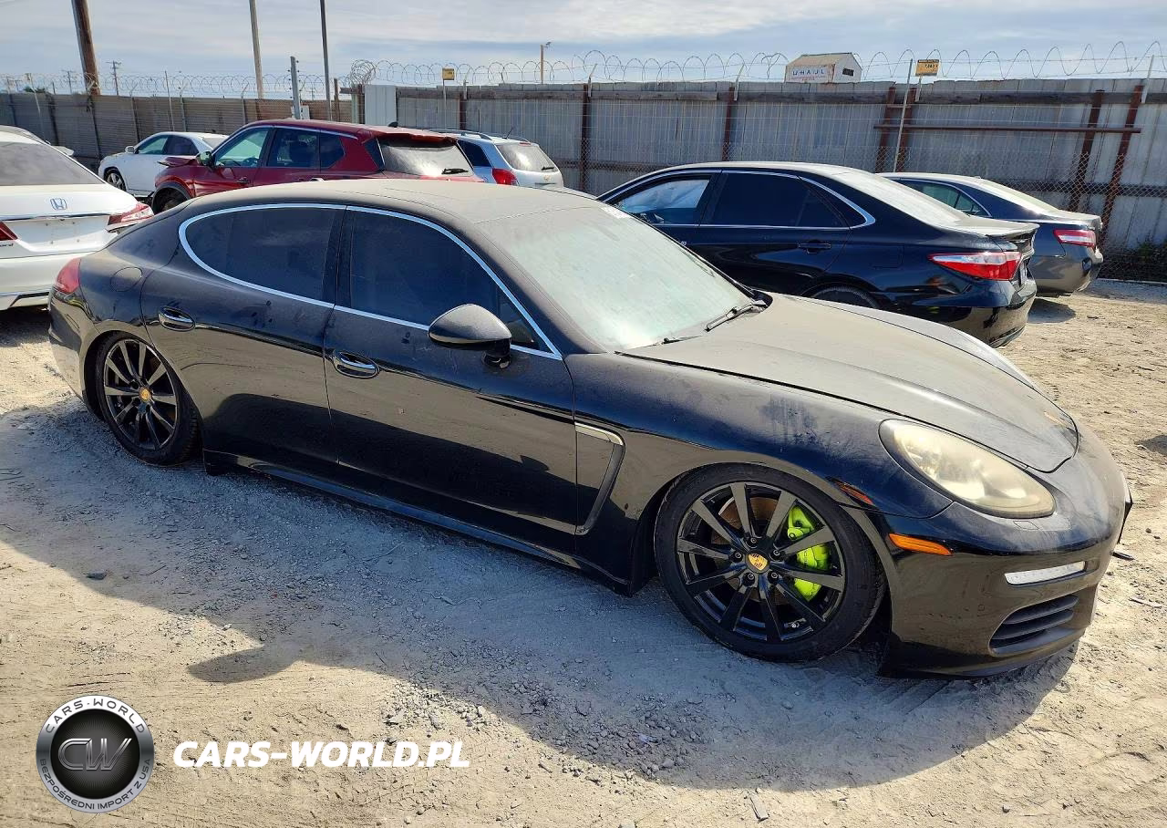 2015 Porsche Panamera Se Hybrid VIN:WP0AD2A70FL040716 - 4