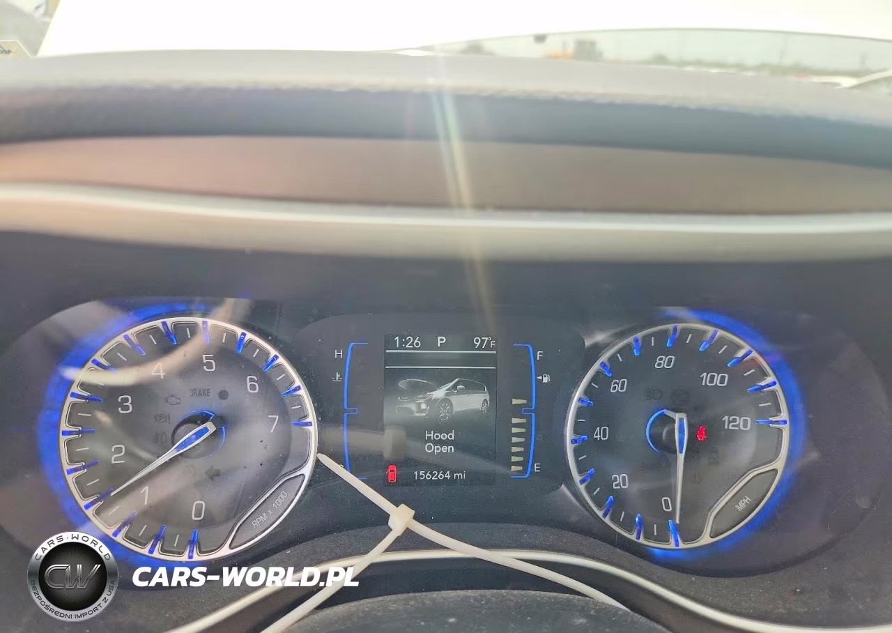2018 Chrysler Pacifica Touring Plus VIN:2C4RC1FG0JR125550 - 9