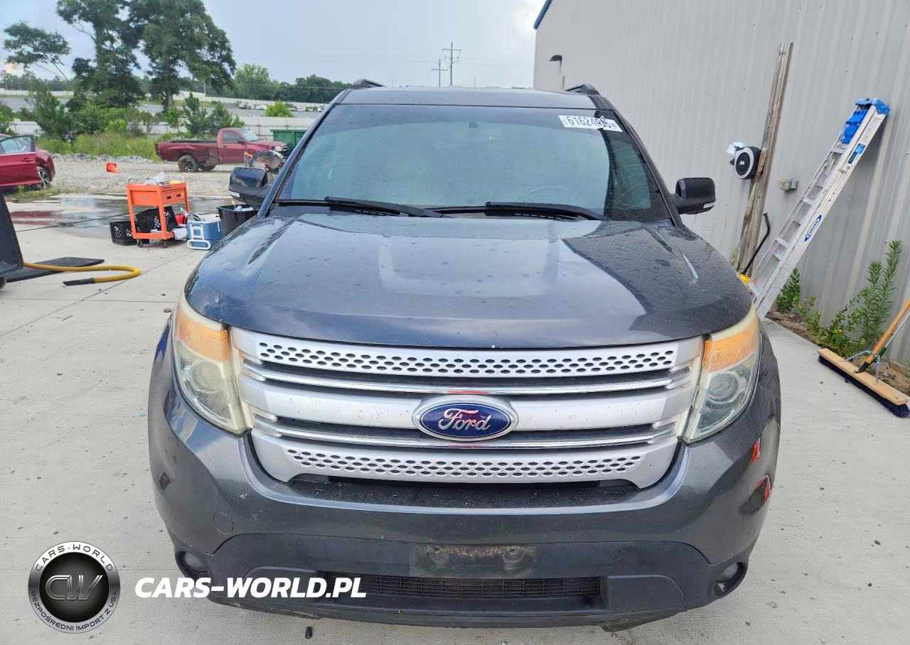 2015 Ford Explorer Xlt VIN:1FM5K7D83FGB65013 - 5