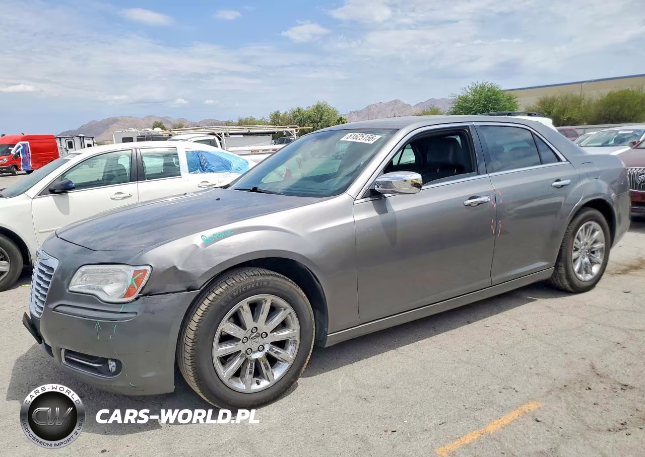 2011 Chrysler 300 Limited