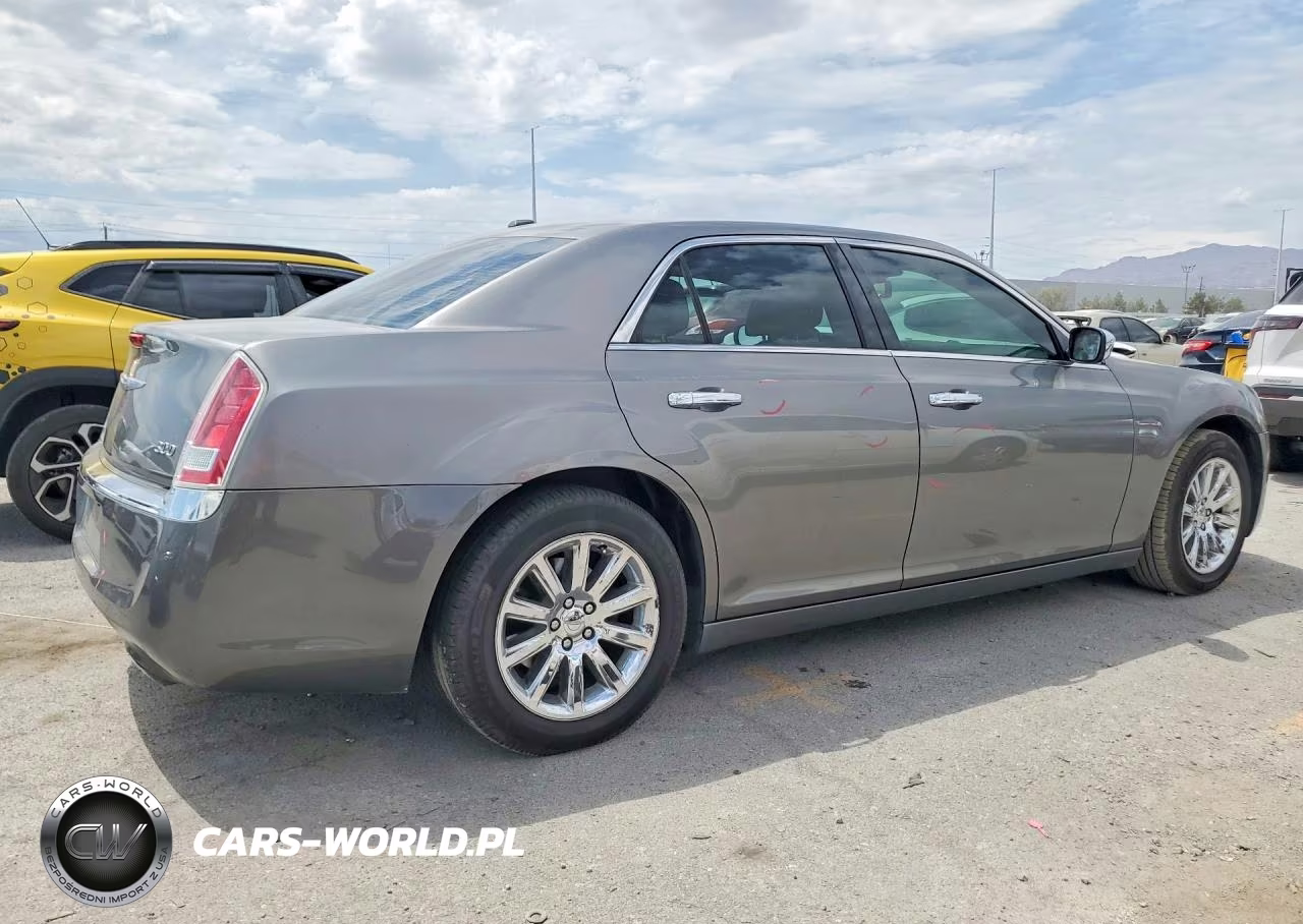 2011 Chrysler 300 Limited VIN:2C3CA5CGXBH559252 - 3