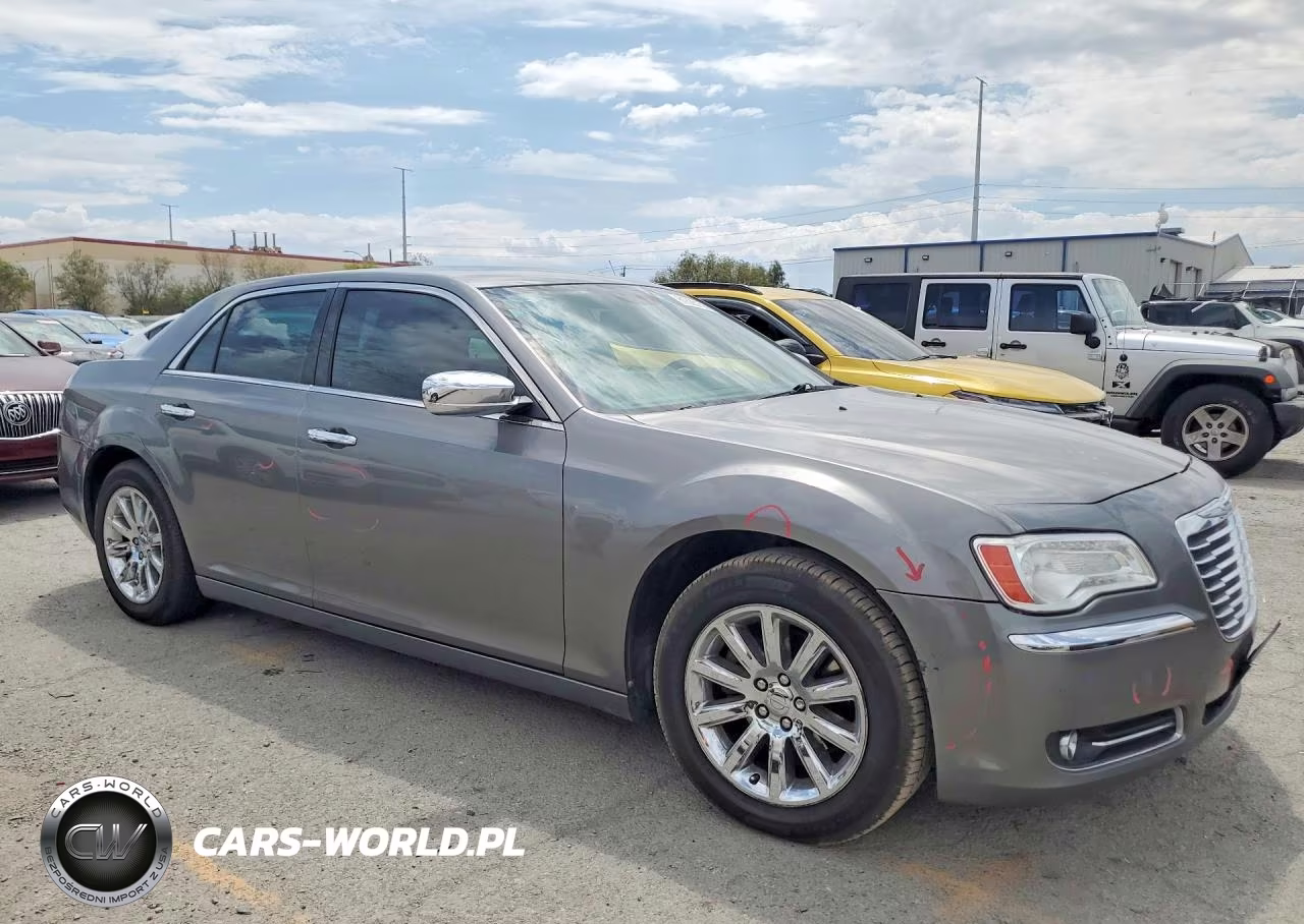 2011 Chrysler 300 Limited VIN:2C3CA5CGXBH559252 - 4