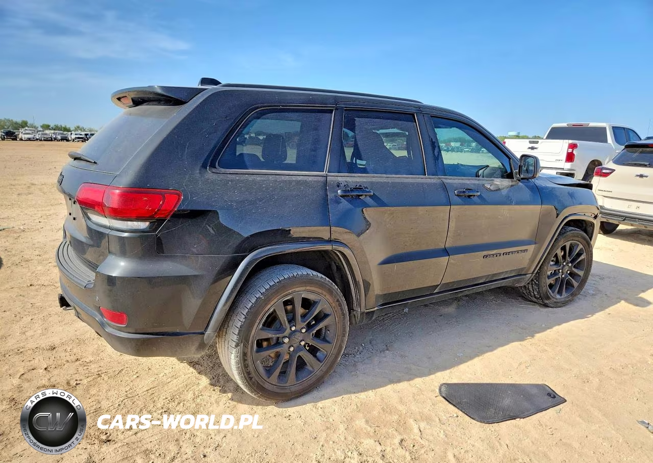 2019 Jeep Grand Cherokee Laredo VIN:1C4RJFAG9KC668187 - 3