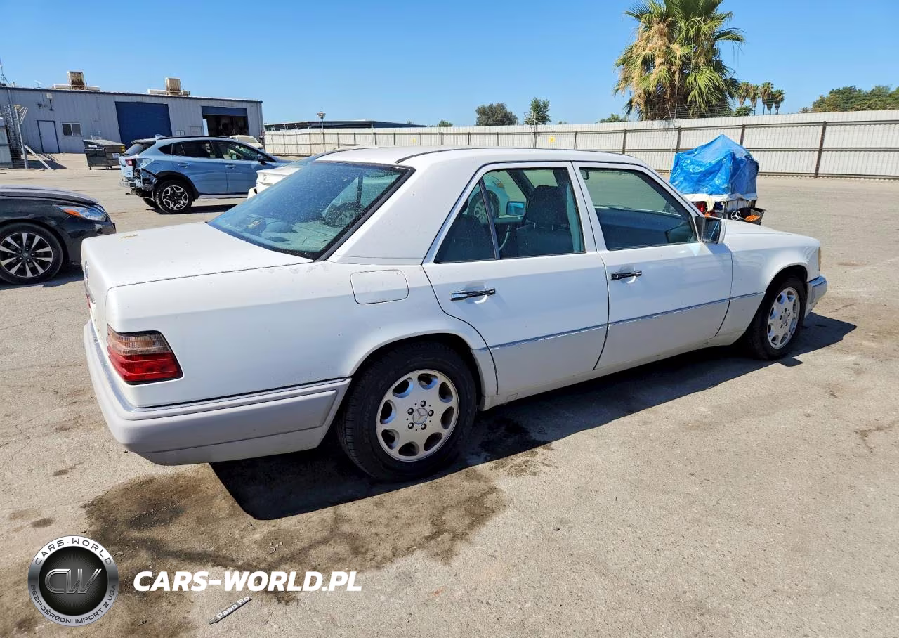 1994 Mercedes-Benz E 320 VIN:WDBEA32E2RC125900 - 3