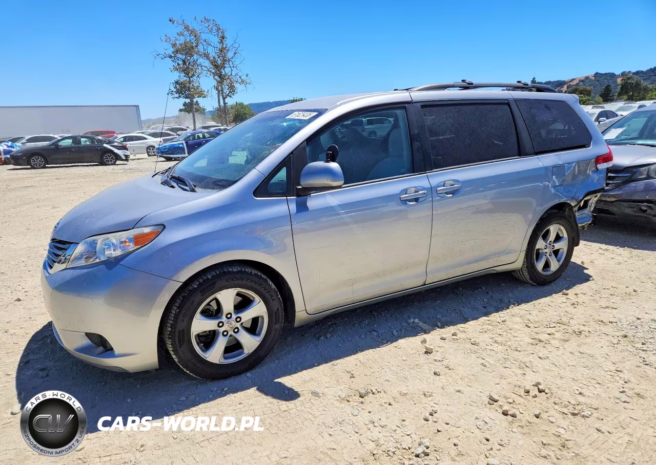 2012 Toyota Sienna Le