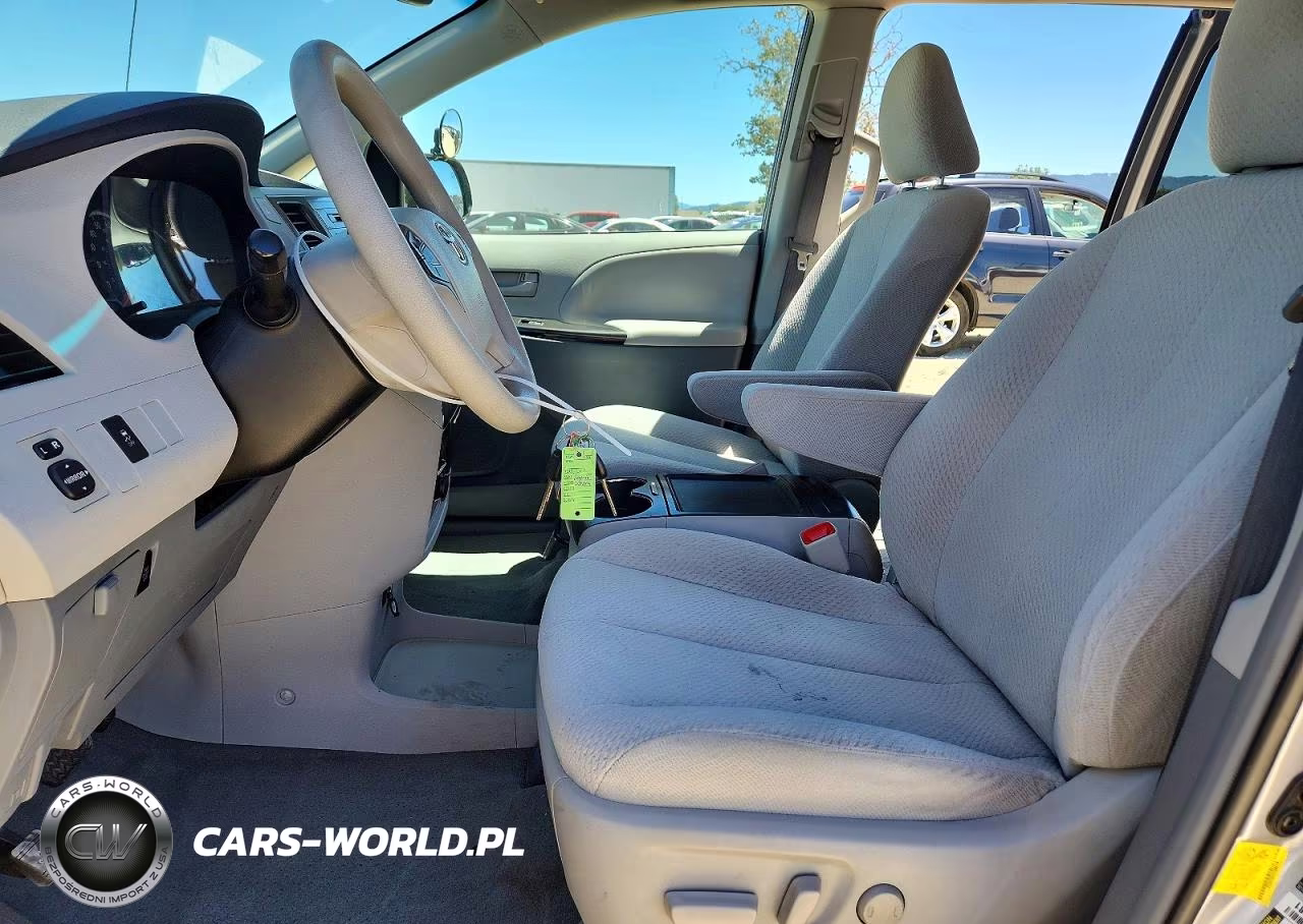 2012 Toyota Sienna Le VIN:5TDKK3DC1CS204770 - 7