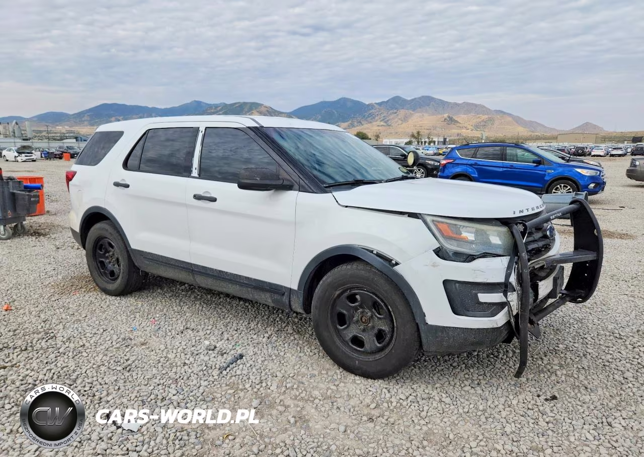 2016 Ford Explorer Police Interceptor VIN:1FM5K8AT3GGC42141 - 4