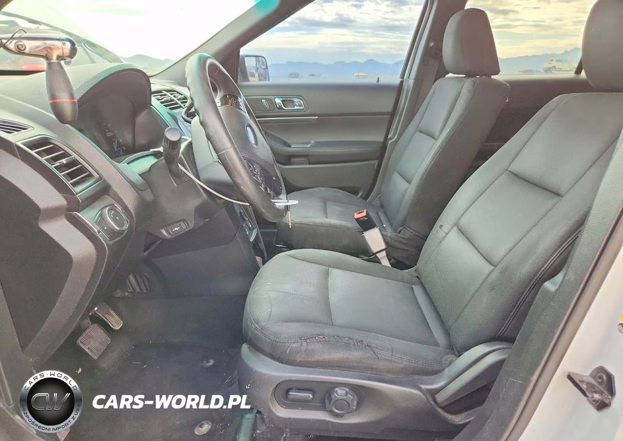 2016 Ford Explorer Police Interceptor VIN:1FM5K8AT3GGC42141 - 7
