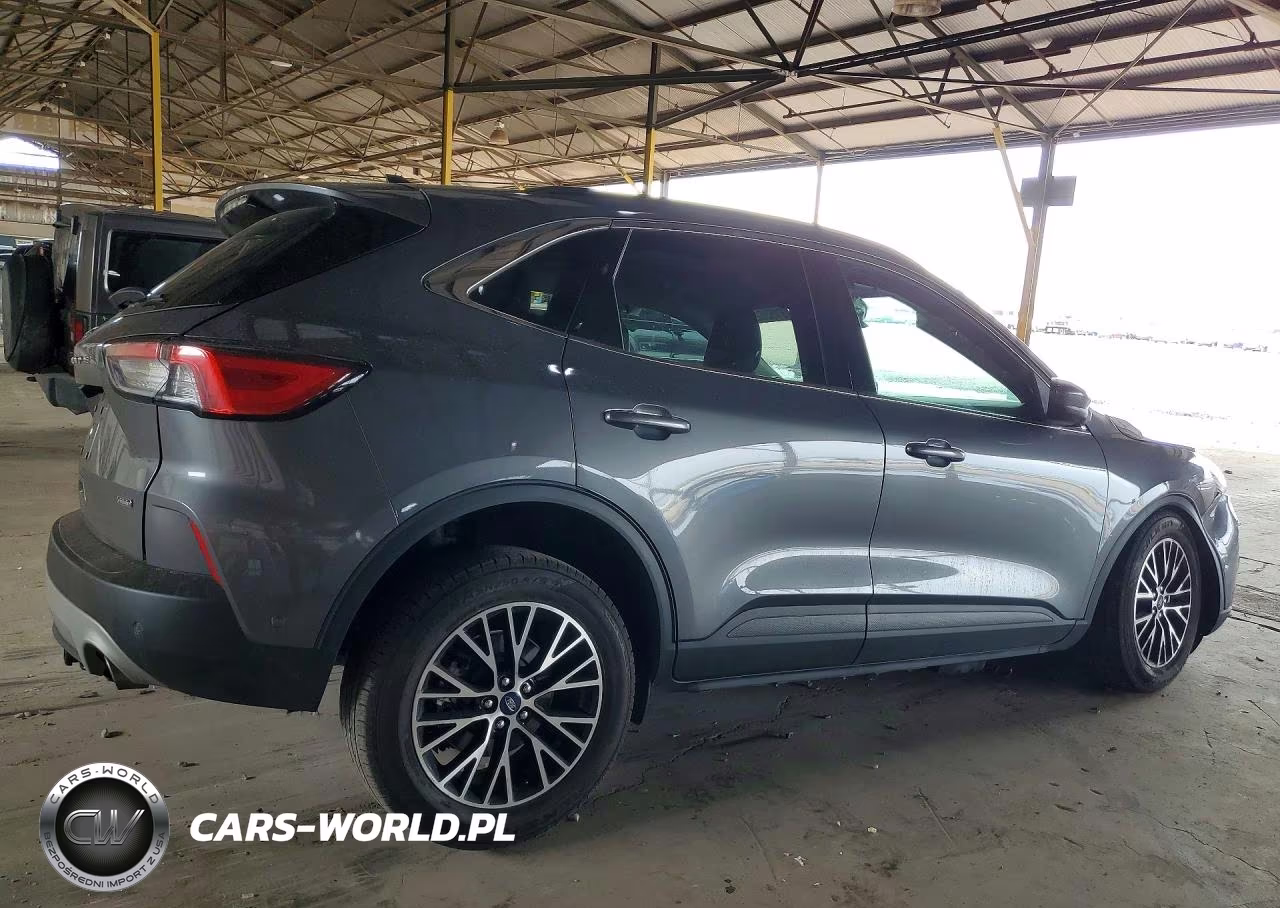 2021 Ford Escape Titanium VIN:1FMCU0LZ5MUA82295 - 3