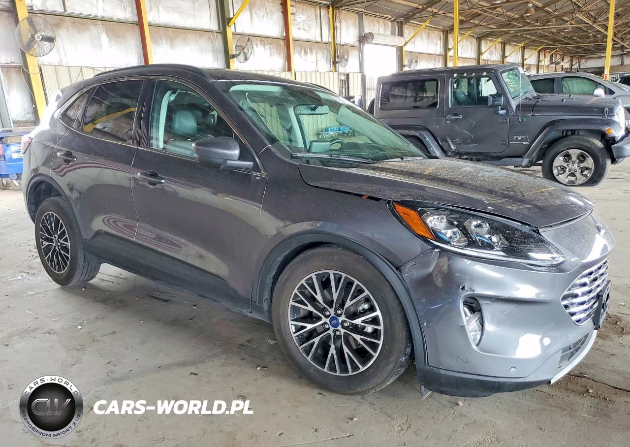 2021 Ford Escape Titanium VIN:1FMCU0LZ5MUA82295 - 4