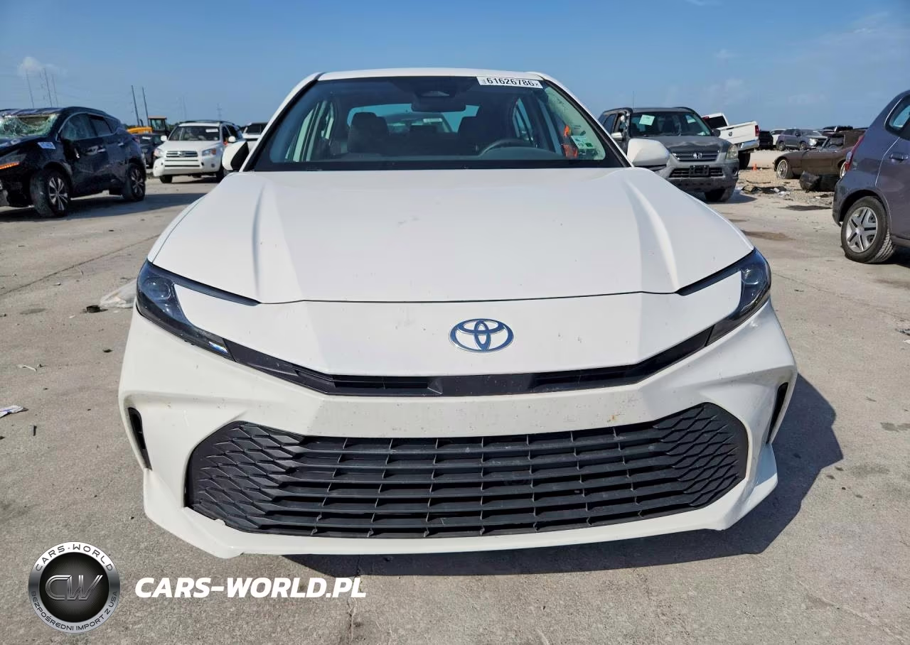 2026 Toyota Camry Le VIN:4T1DAACK3TU662486 - 5