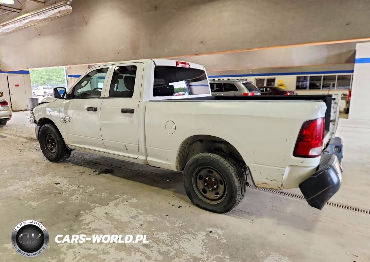 2019 Ram 1500 Classic Tradesman VIN:1C6RR6FG0KS603744 - 2