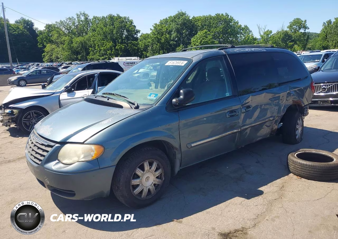 2006 Chrysler Town & Country Touring