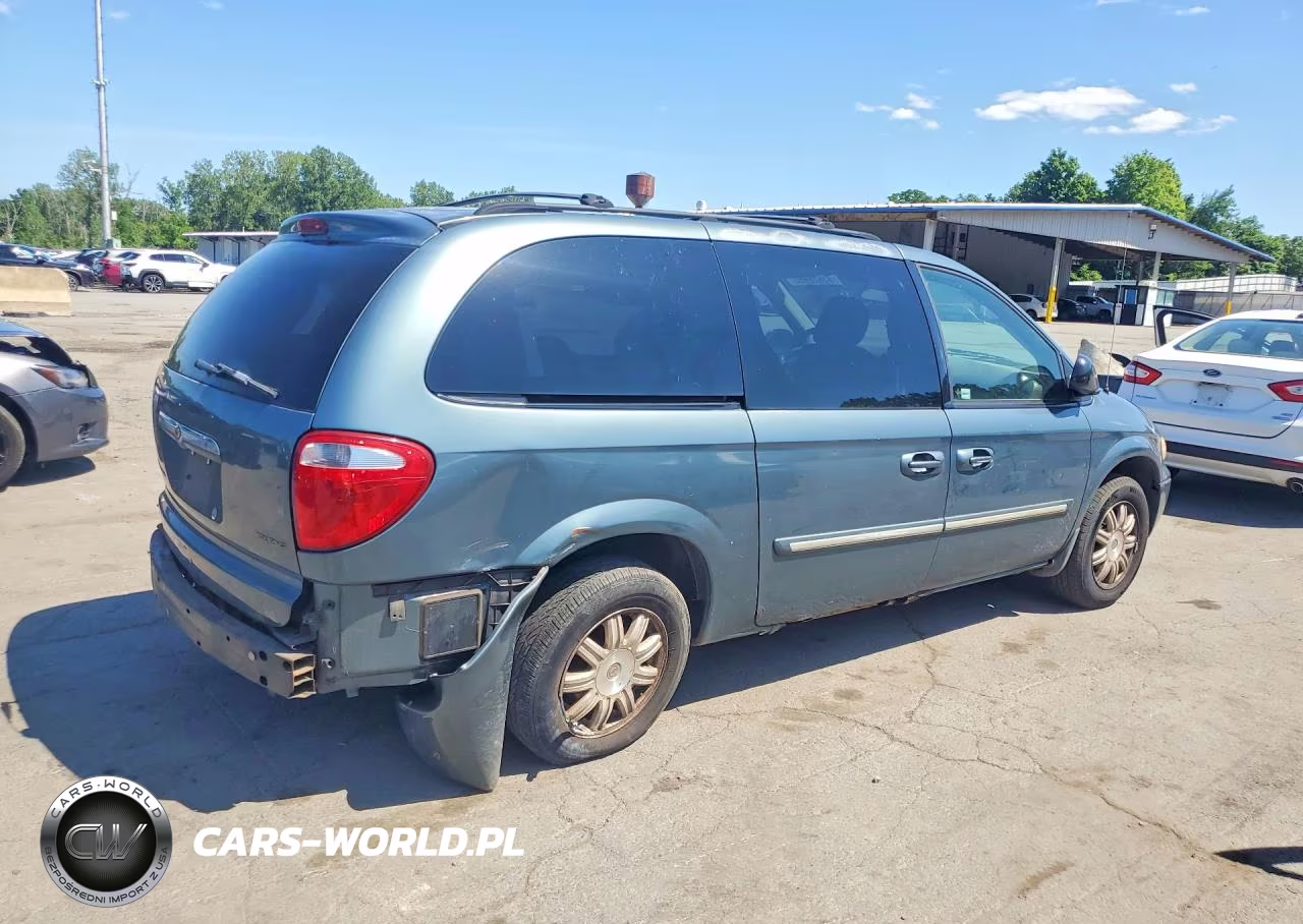 2006 Chrysler Town & Country Touring VIN:2A4GP54L36R796344 - 3