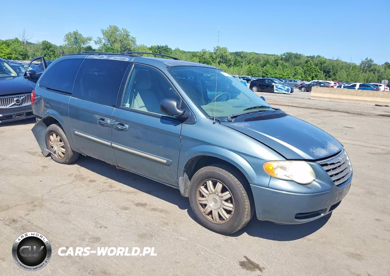 2006 Chrysler Town & Country Touring VIN:2A4GP54L36R796344 - 4